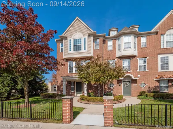 20308 Boardwalk Boulevard, Southfield, MI 48075
