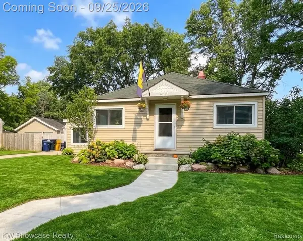 6735 Cooley Lake Road, WestBloomfield, MI 48324