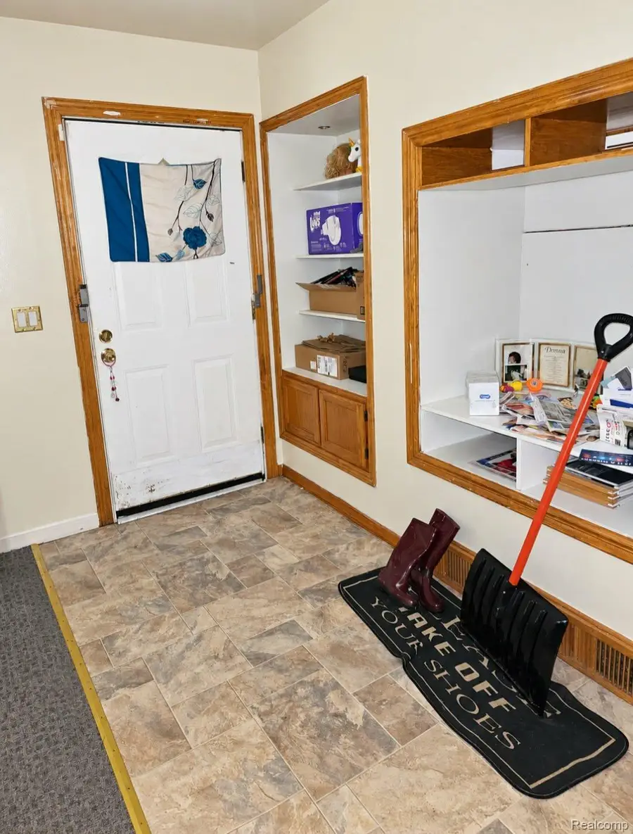 2921 E Pierson Road, Flint, MI 48506 - #3