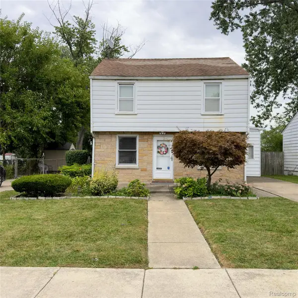 5103 Harding Street, DearbornHeights, MI 48125