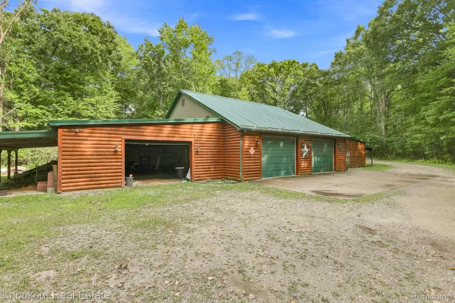 8222 Moorish Road, Taymouth, MI 48415 - #3