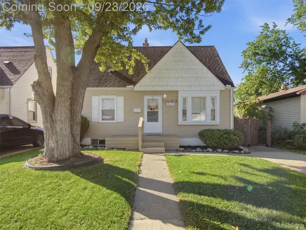 629 W Kalama Avenue, MadisonHeights, MI 48071