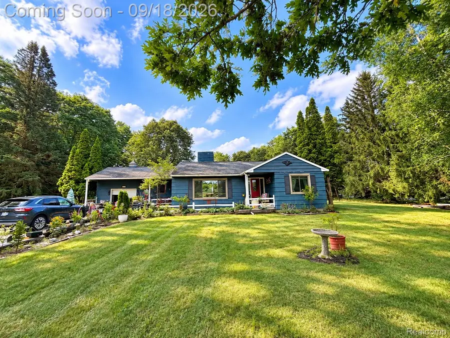 717 E Parkdale Avenue, Manistee, MI 49660 - #2