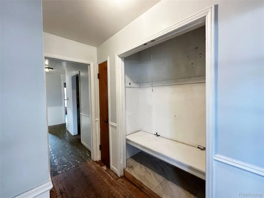 19435 Washburn Street, Detroit, MI 48221 - #2