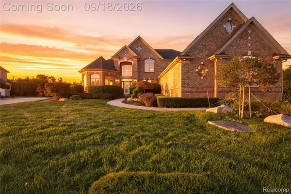 19344 River Valley Drive, Macomb, MI 48044