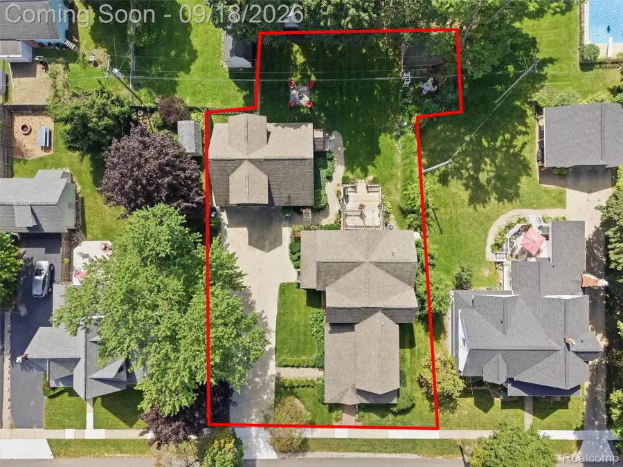 32 Park Street, Oxford, MI 48371 - #2