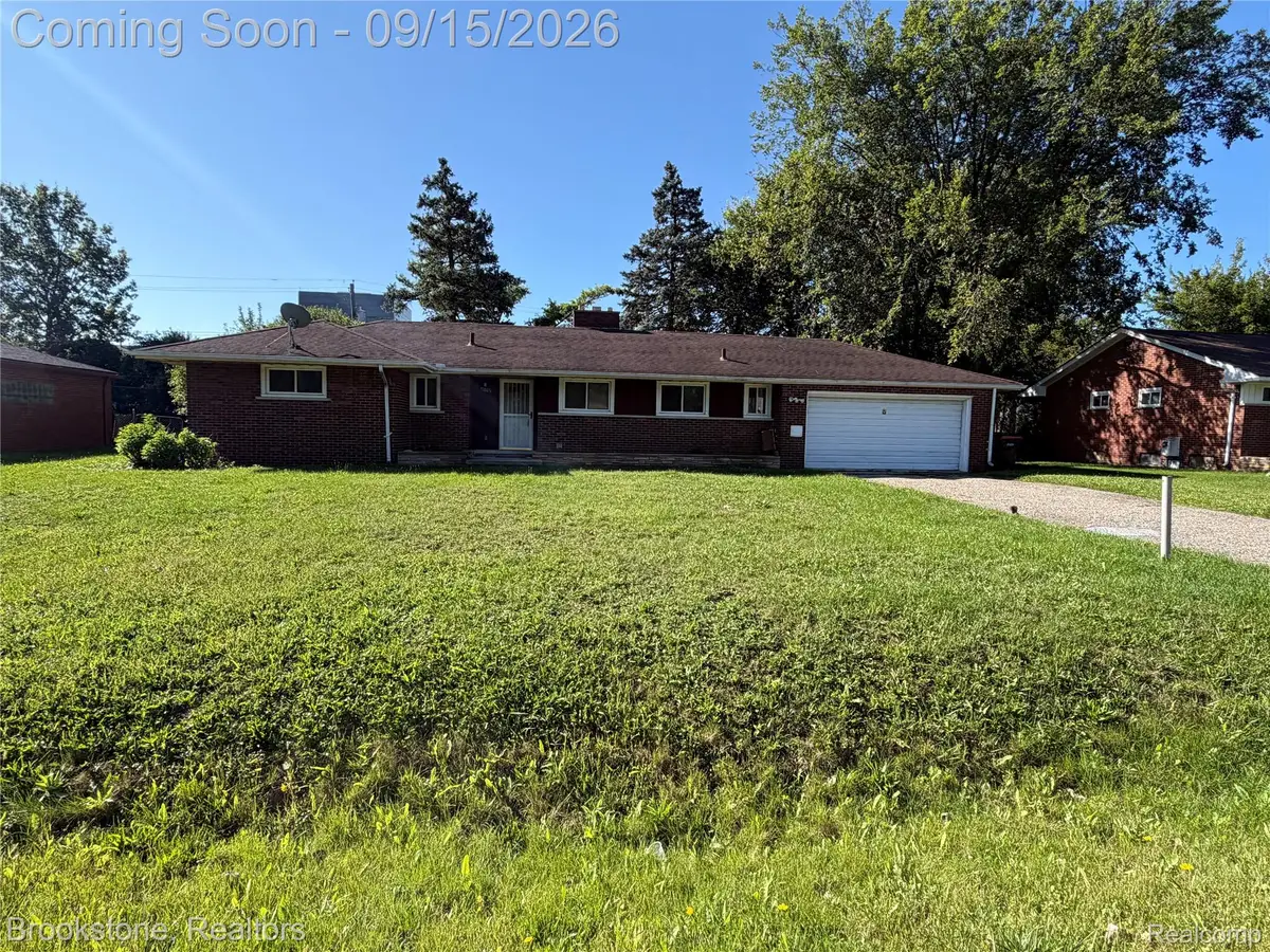 17889 Bonstelle Avenue, Southfield, MI 48075 - #1