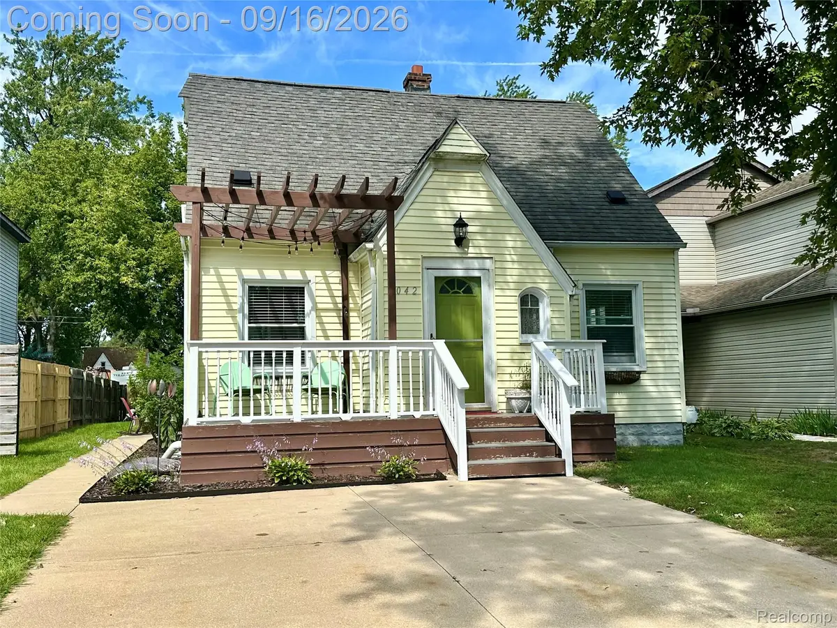 4042 Louella Drive, Waterford, MI 48329 - #1