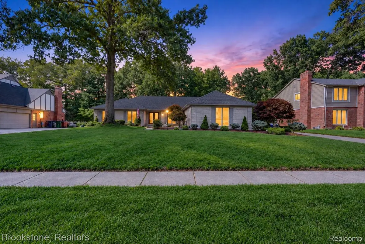 11921 Raintree Court, Shelby, MI 48315 - #1