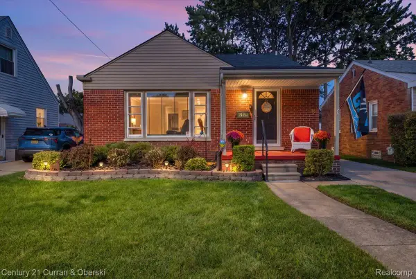24394 Andover Drive, DearbornHeights, MI 48125