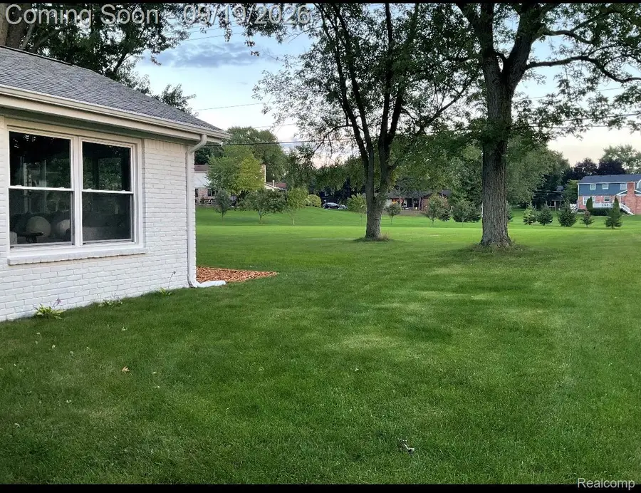 5362 Mccandlish Road, Grand Blanc, MI 48439 - #2