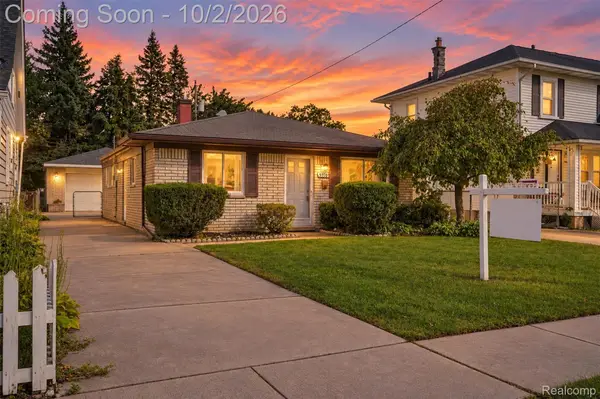 5970 N Silvery Lane, DearbornHeights, MI 48127