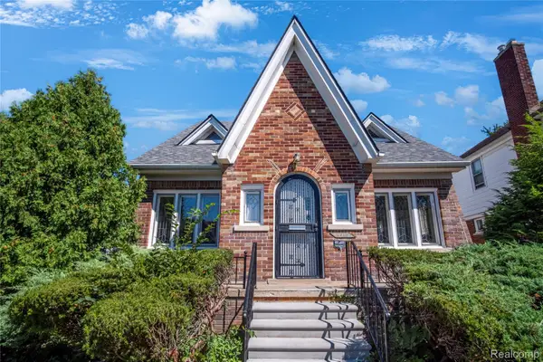 9200 Yorkshire Road, Detroit, MI 48224