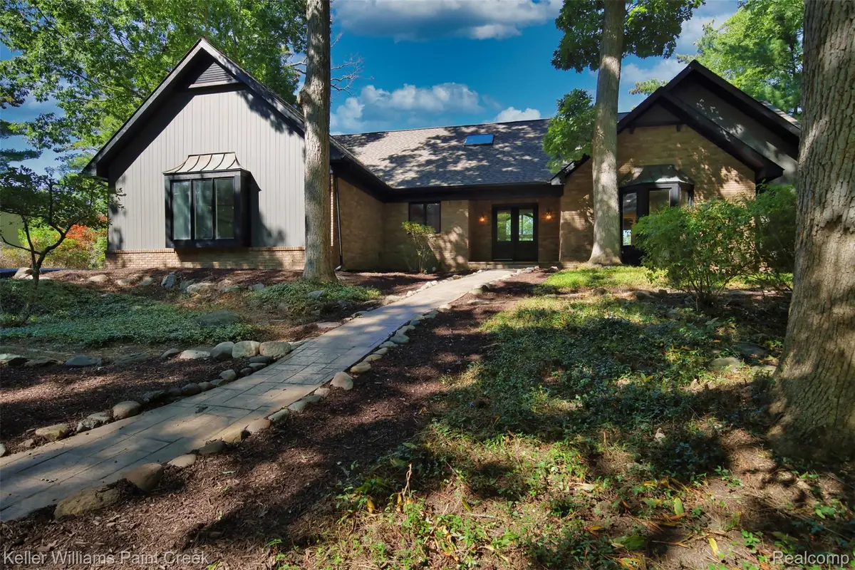 2918 Shannon Drive, Oakland, MI 48363 - #1