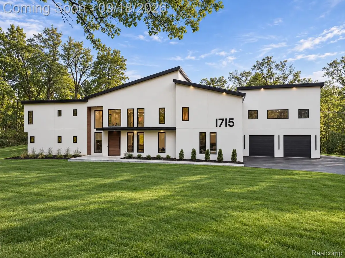 1715 Lone Pine Road, Bloomfield, MI 48302 - #1