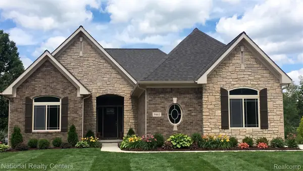 5548 Morgan Lake Drive, Clarkston, MI 48348