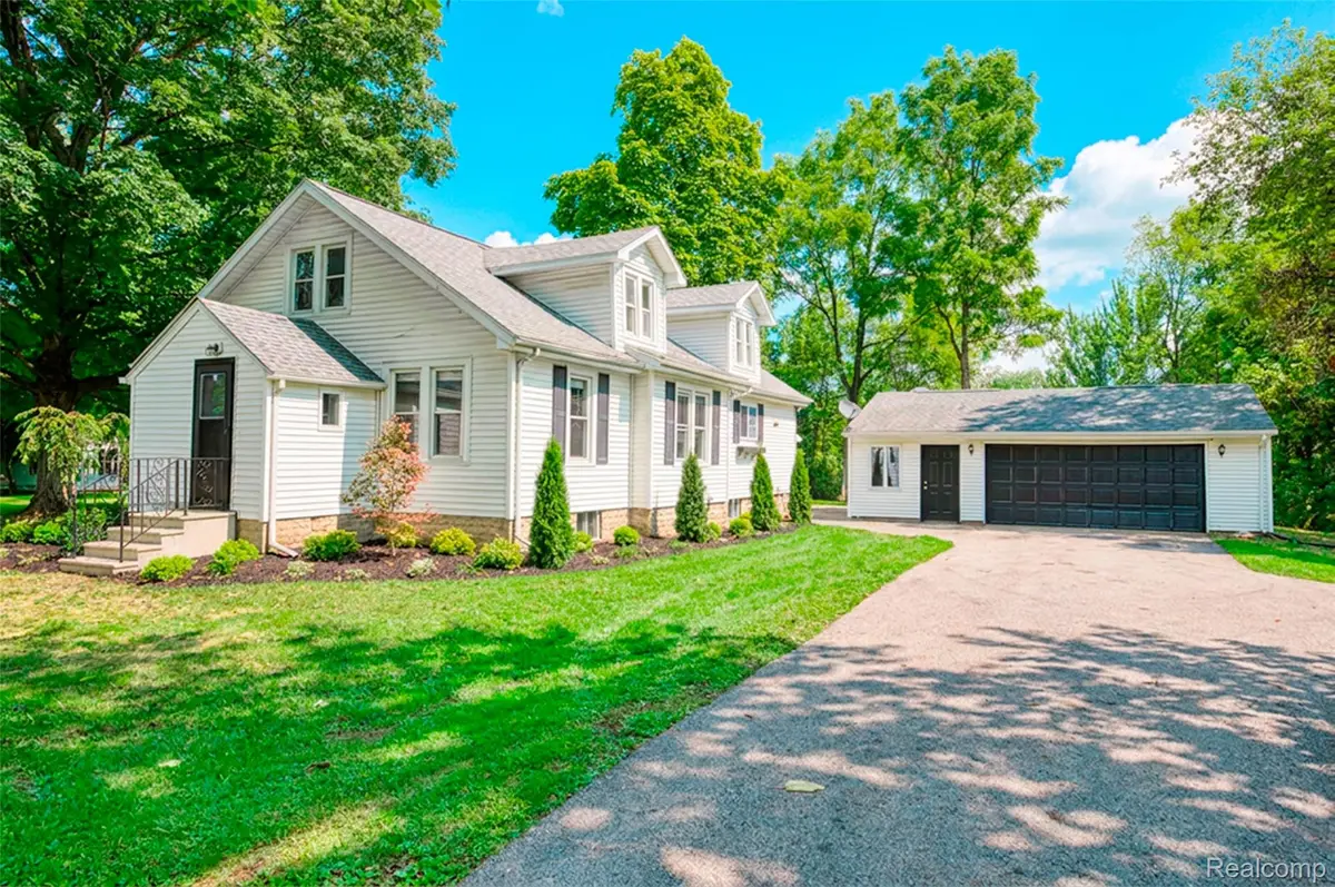 26475 W Michigan Avenue, Albion, MI 49224 - #1