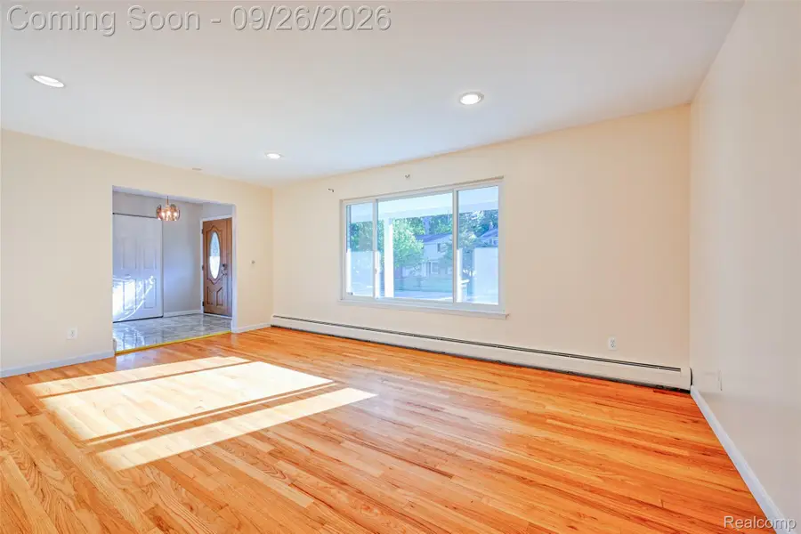 14377 Cranston Street, Livonia, MI 48154 - #3