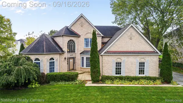 2077 Applebrook Drive, CommerceTwp, MI 48382