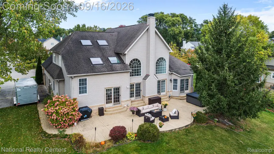 2077 Applebrook Drive, Commerce Township, MI 48382 - #3