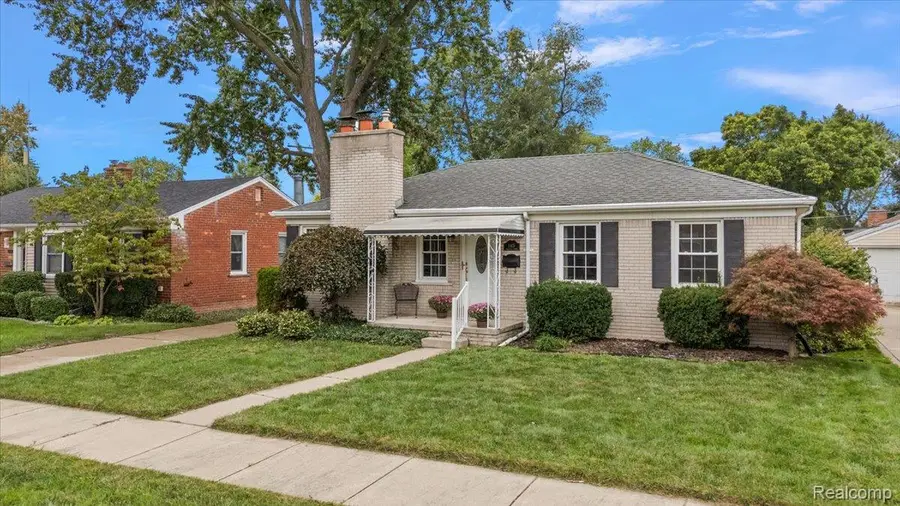 11421 Fairfield Street, Livonia, MI 48150 - #3