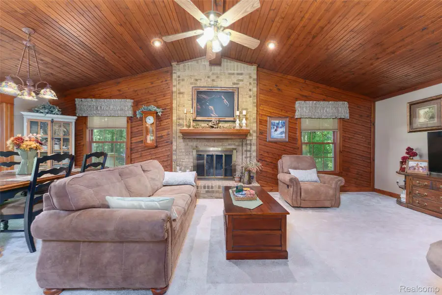 6209 Raddatz Road, Fowlerville, MI 48836 - #2