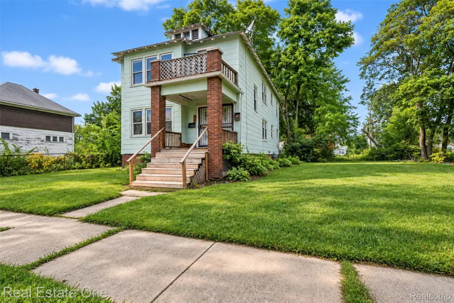 119 Candler Street, Highland Park, MI 48203 - #2