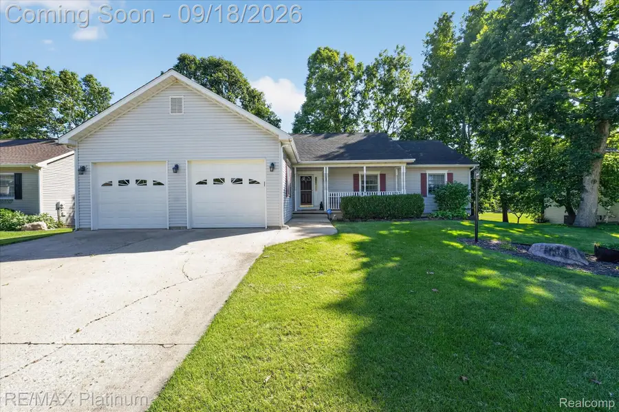 2410 Chestnut Bend, Howell, MI 48855 - #2
