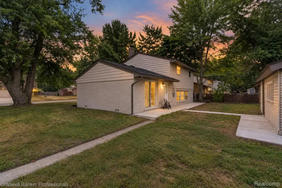 18300 Melvin Street, Livonia, MI 48152 - #3