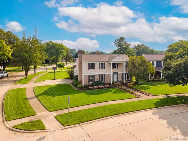 41764 Tetley Drive, SterlingHeights, MI 48313
