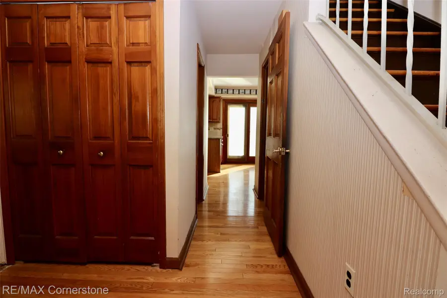 24199 Colonial Drive, Woodhaven, MI 48183 - #3