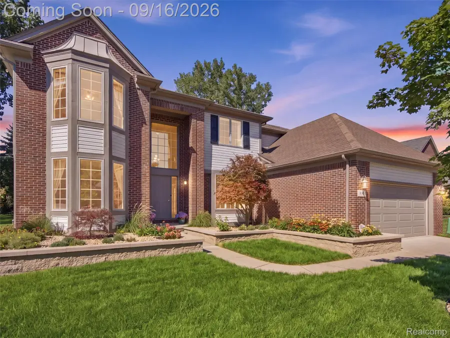 3332 Empire Drive, Rochester Hills, MI 48309 - #2