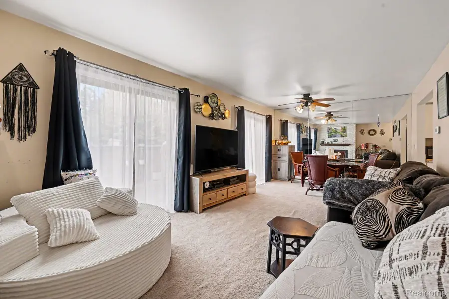 41615 Bedford Drive, Canton, MI 48187 - #3
