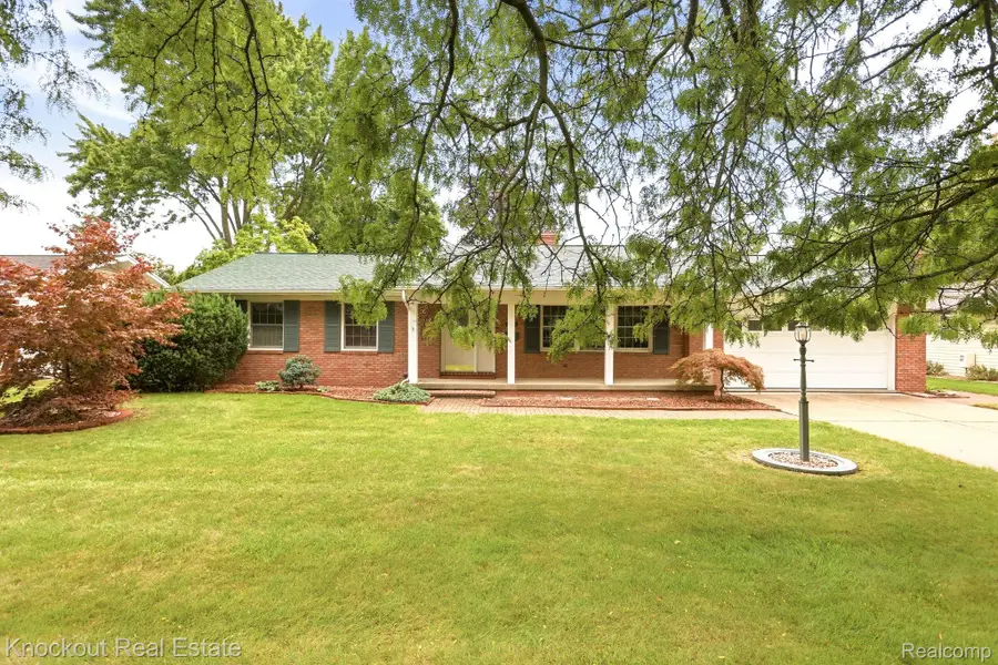 325 E Vates Street, Frankenmuth, MI 48734 - #2
