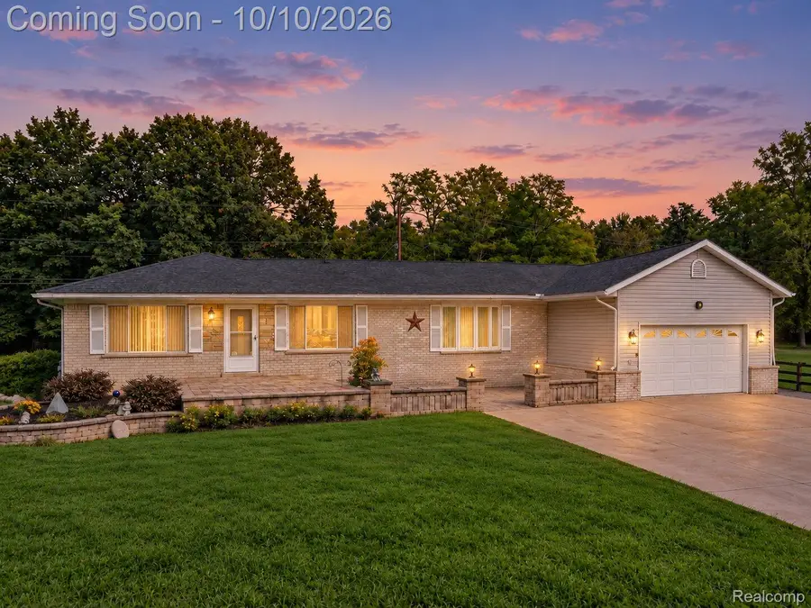 6252 Greer Road, West Bloomfield, MI 48324 - #2