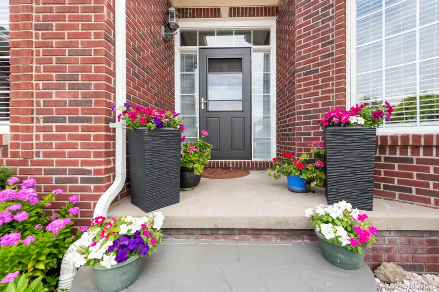 56334 Birkdale Drive, Macomb, MI 48042 - #3