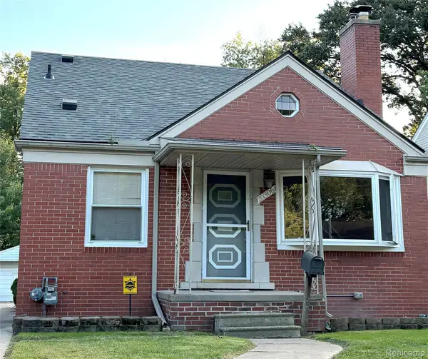 20306 Woodmont Street, HarperWoods, MI 48225