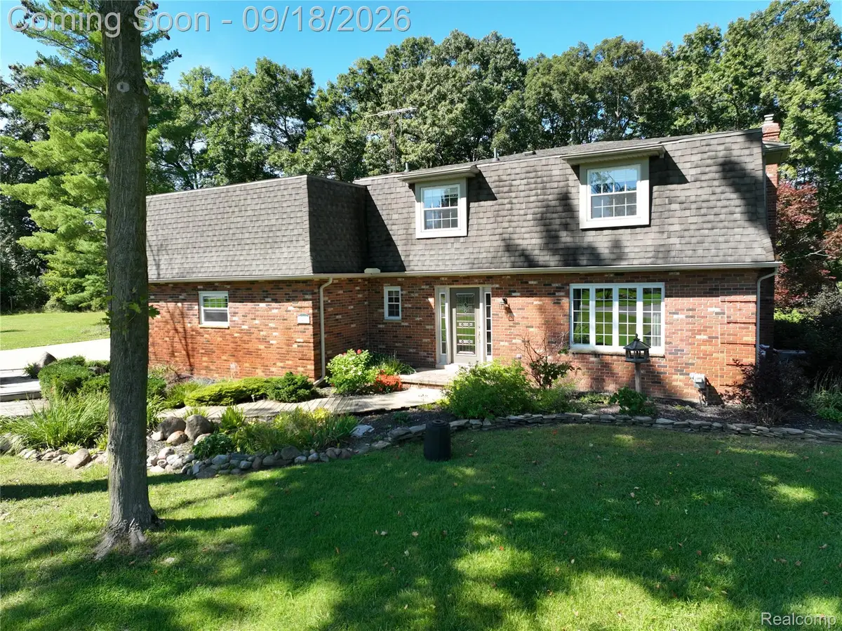 2427 Karen Drive, Howell, MI 48855 - #1