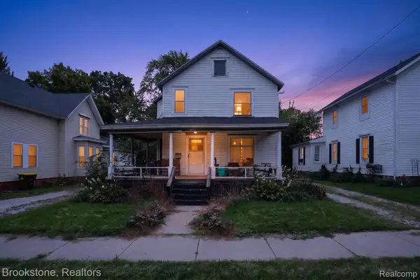 602 N Clinton Avenue, SaintJohns, MI 48879