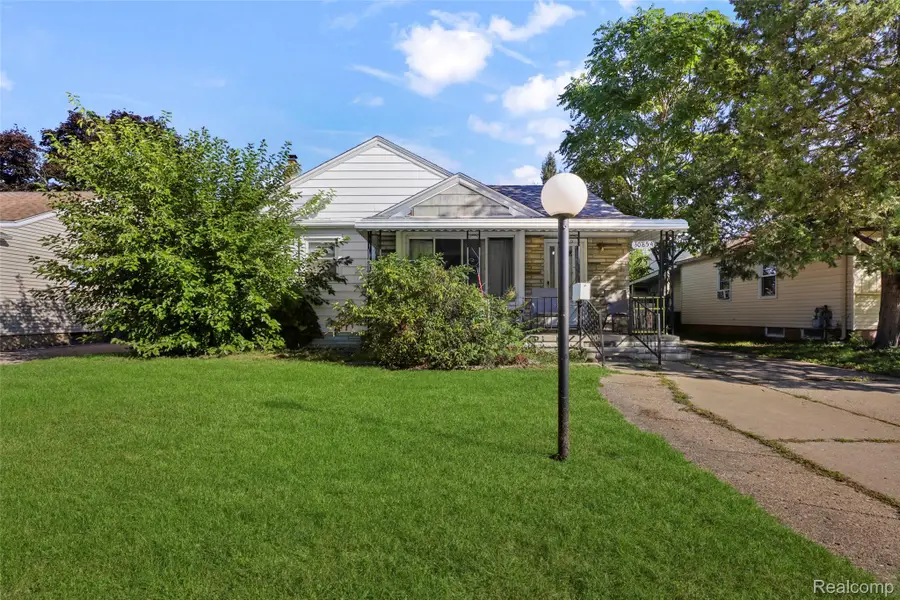 30854 Florence Street, Garden City, MI 48135 - #2
