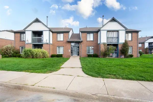 15332 Ashley Court, Macomb, MI 48044