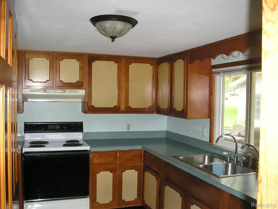 855 N Van Dyke Road N, Imlay, MI 48444 - #3