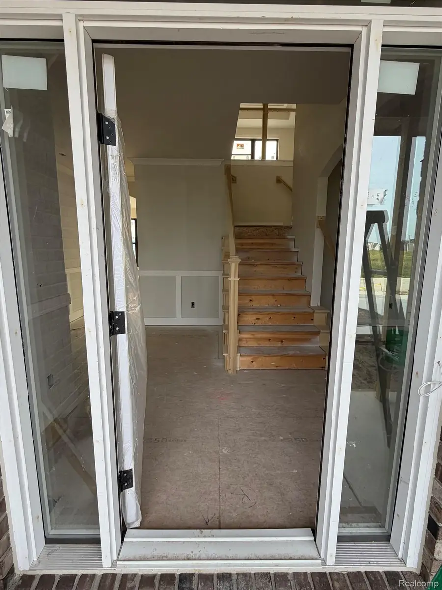 1223 W Miller Road, Lansing, MI 48911 - #3
