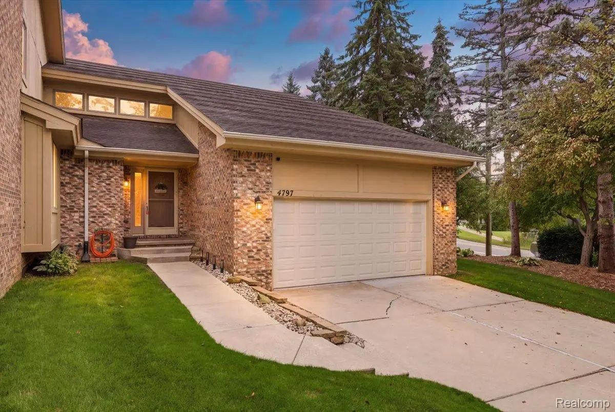 4797 Fairway Court #16, Waterford, MI 48328 - #1