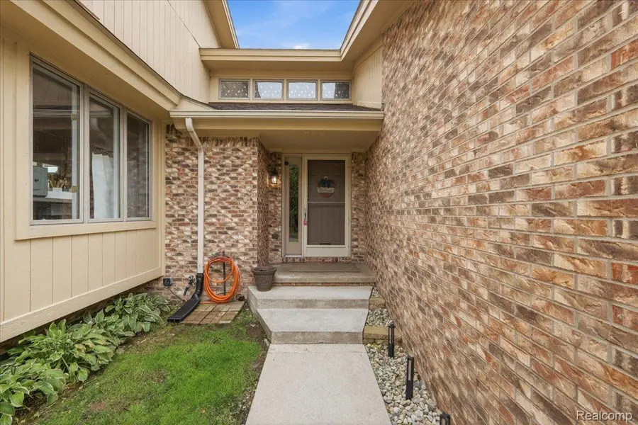4797 Fairway Court #16, Waterford, MI 48328 - #3