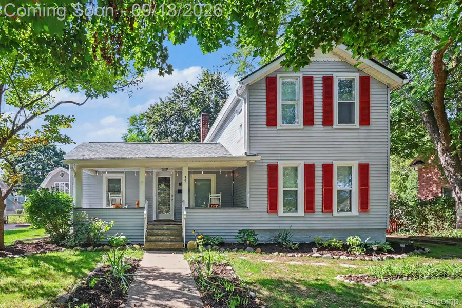 321 W Sibley Street, Howell, MI 48843 - #2