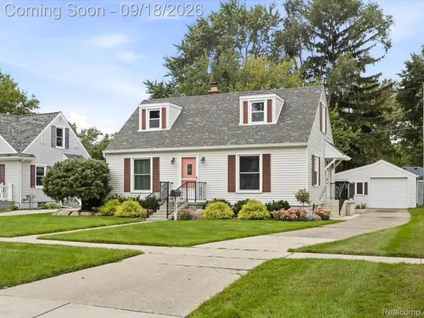 3021 10th Avenue, PortHuron, MI 48060