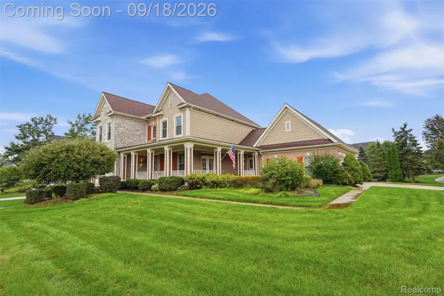 49335 Dominion Court, Canton, MI 48187 - #3