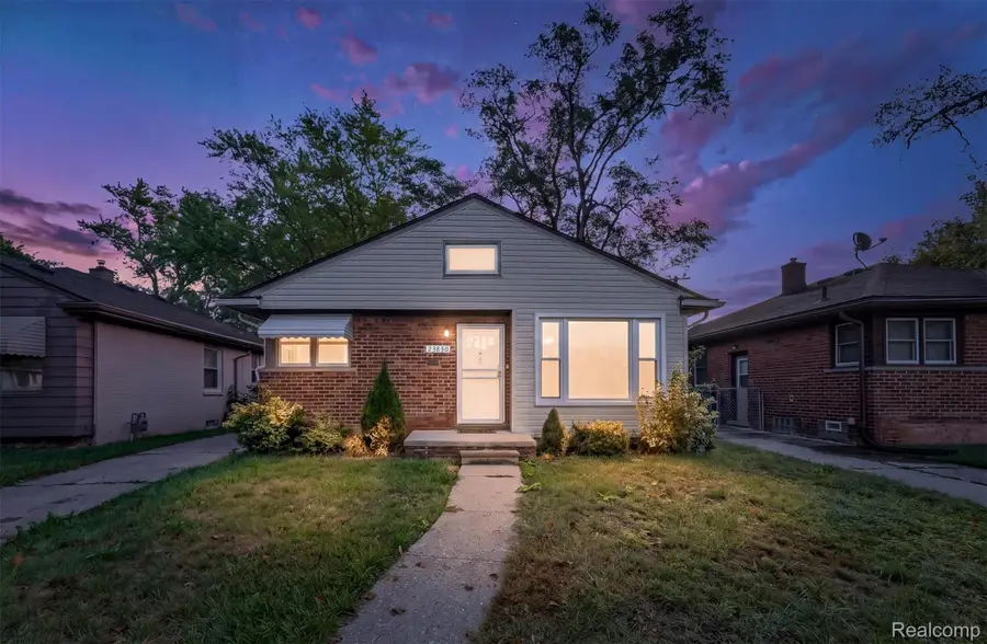 23830 Morton Street, Oak Park, MI 48237 - #2