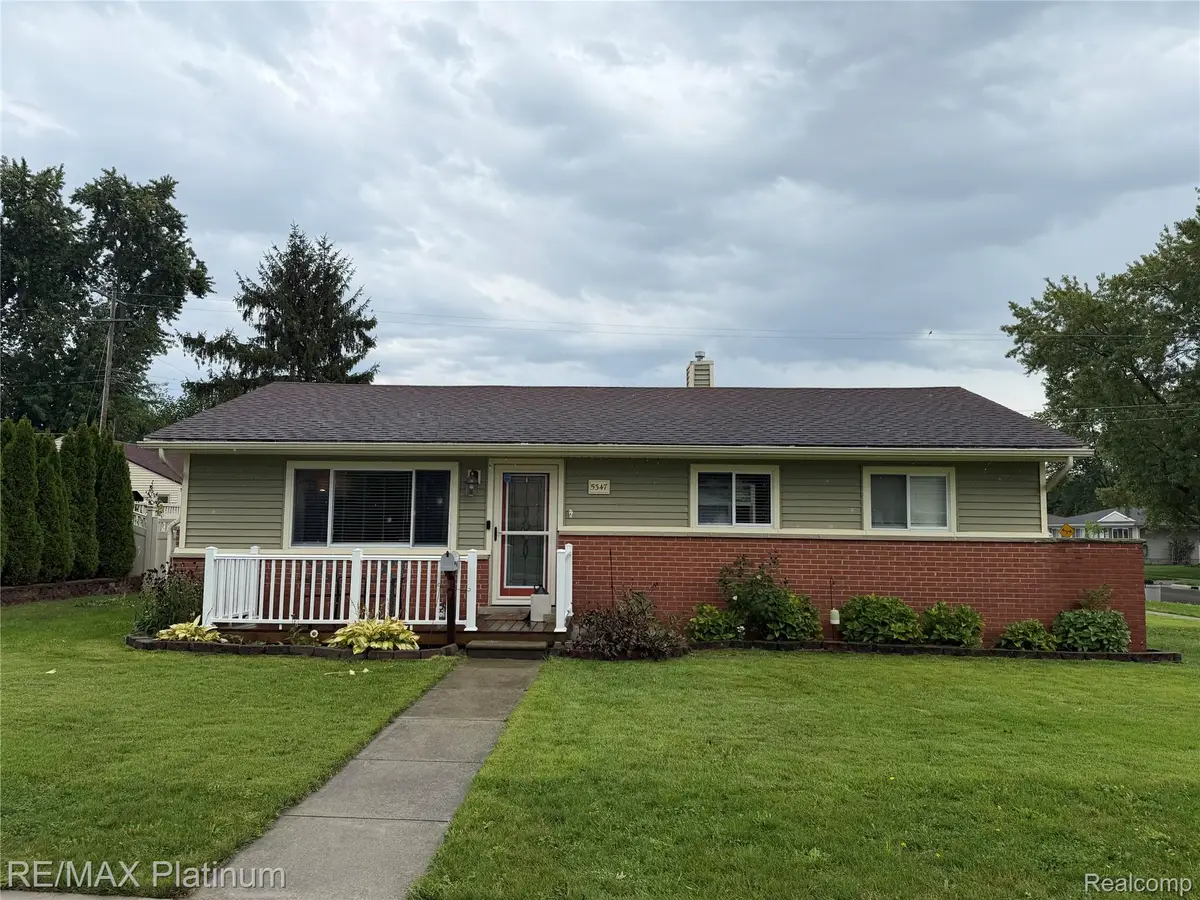 5347 Durwood Drive, Swartz Creek, MI 48473 - #1